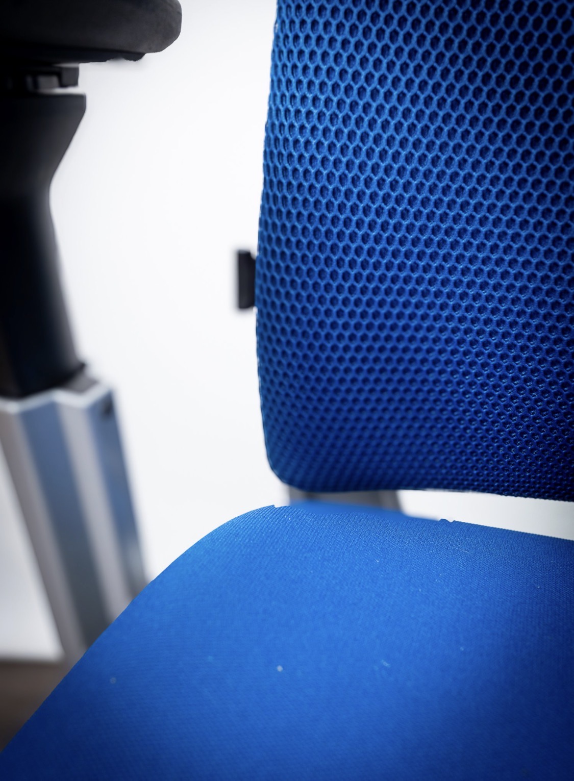 Premium Refurbished Steelcase Amia fully adjustable model