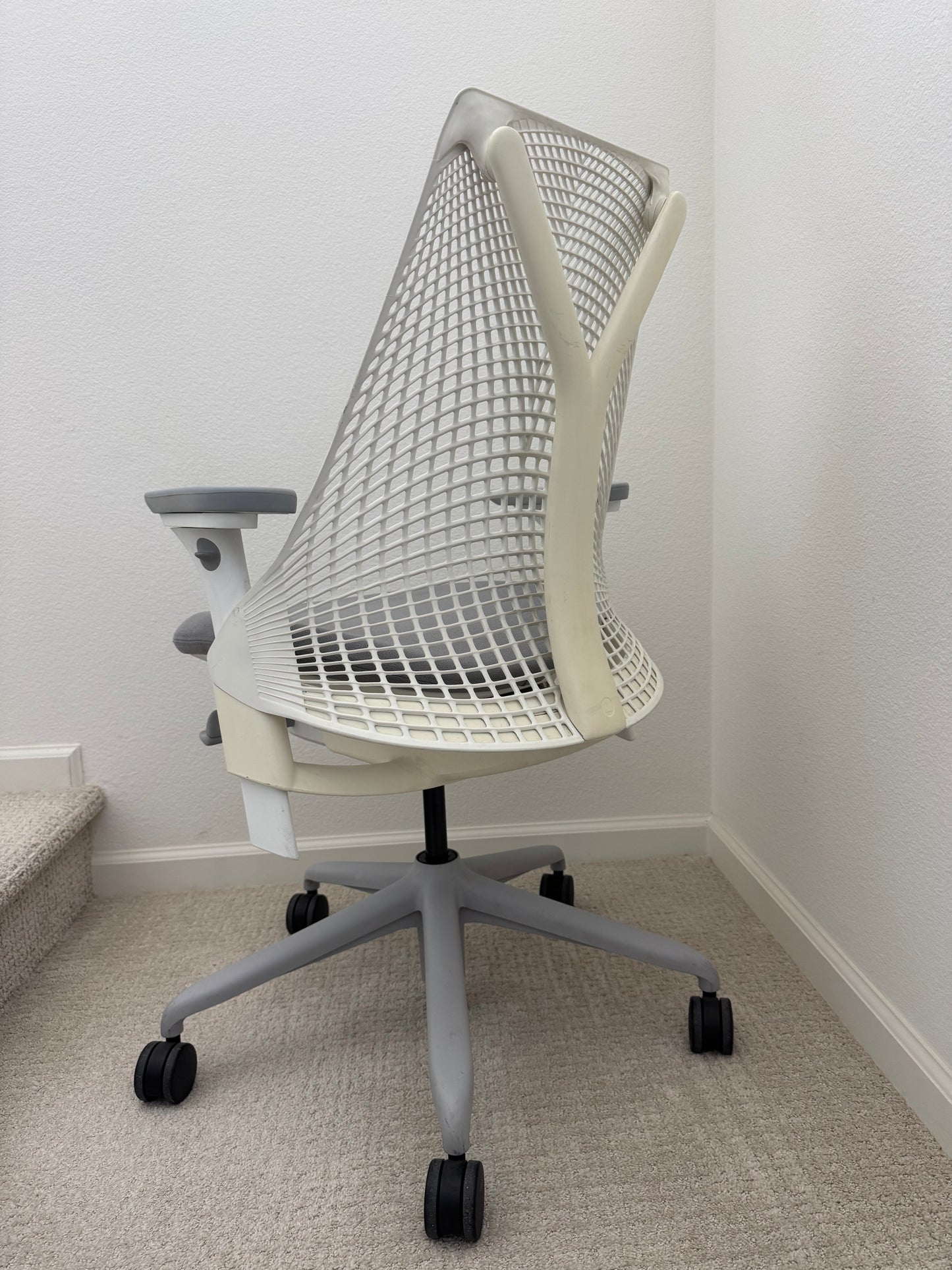 Herman Miller Sayl Fully Loaded Office Chair In White