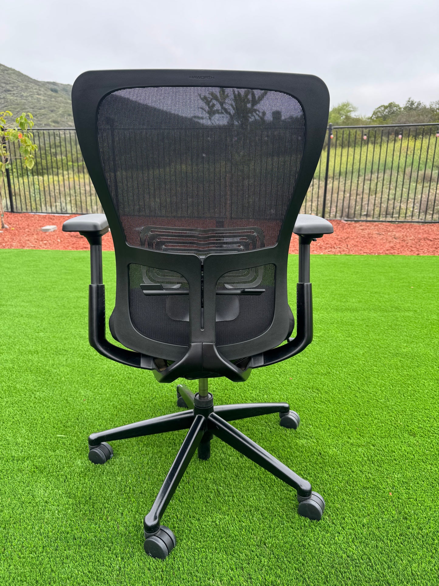 Pre owned Haworth Zody fully loaded office chair