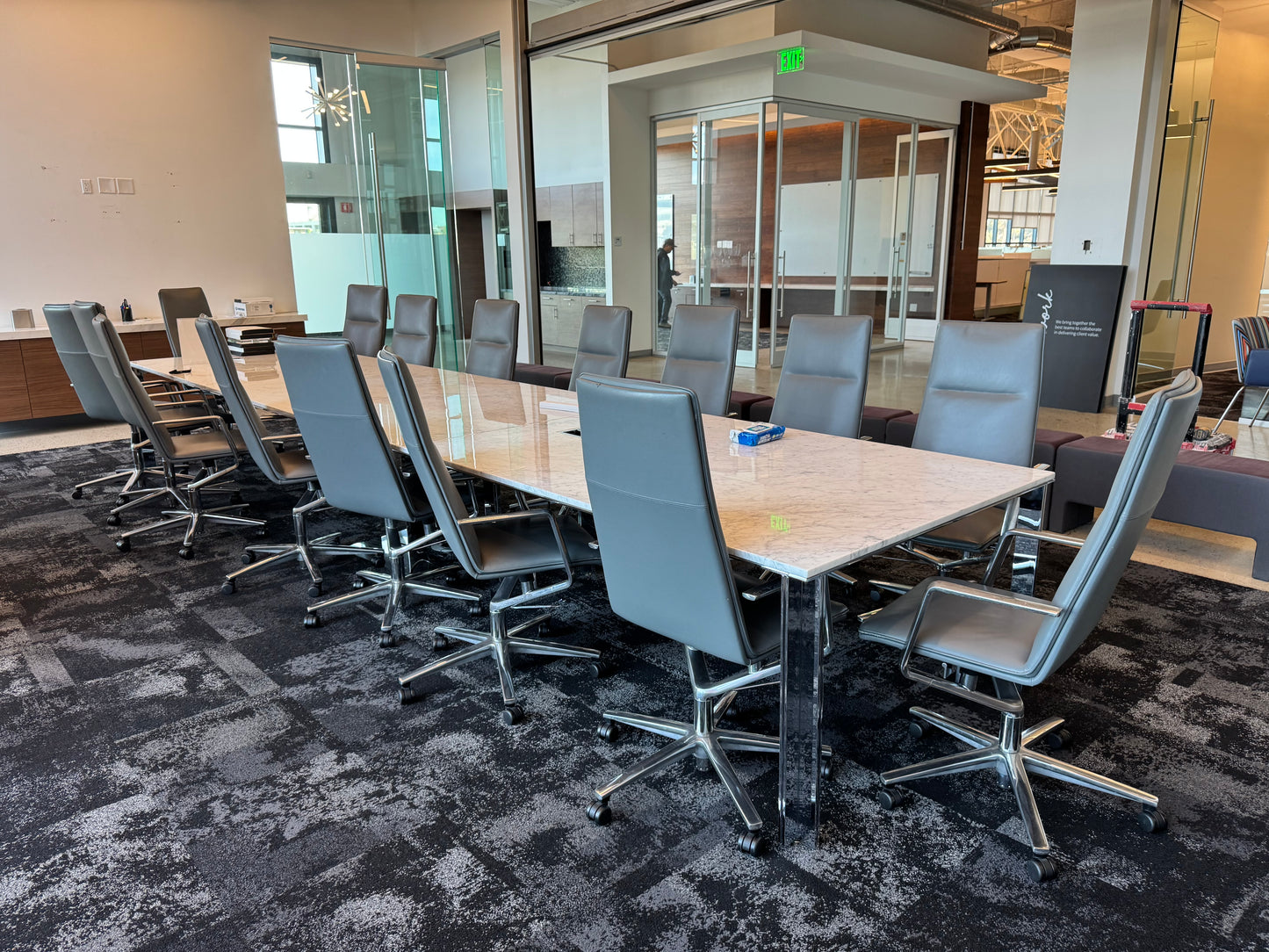 Davis Body Webb Executive Chair / Conference chair In Real Leather