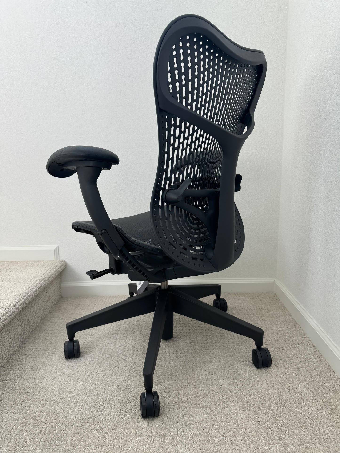 Herman Miller Mirra 2 Ergonomic office chair