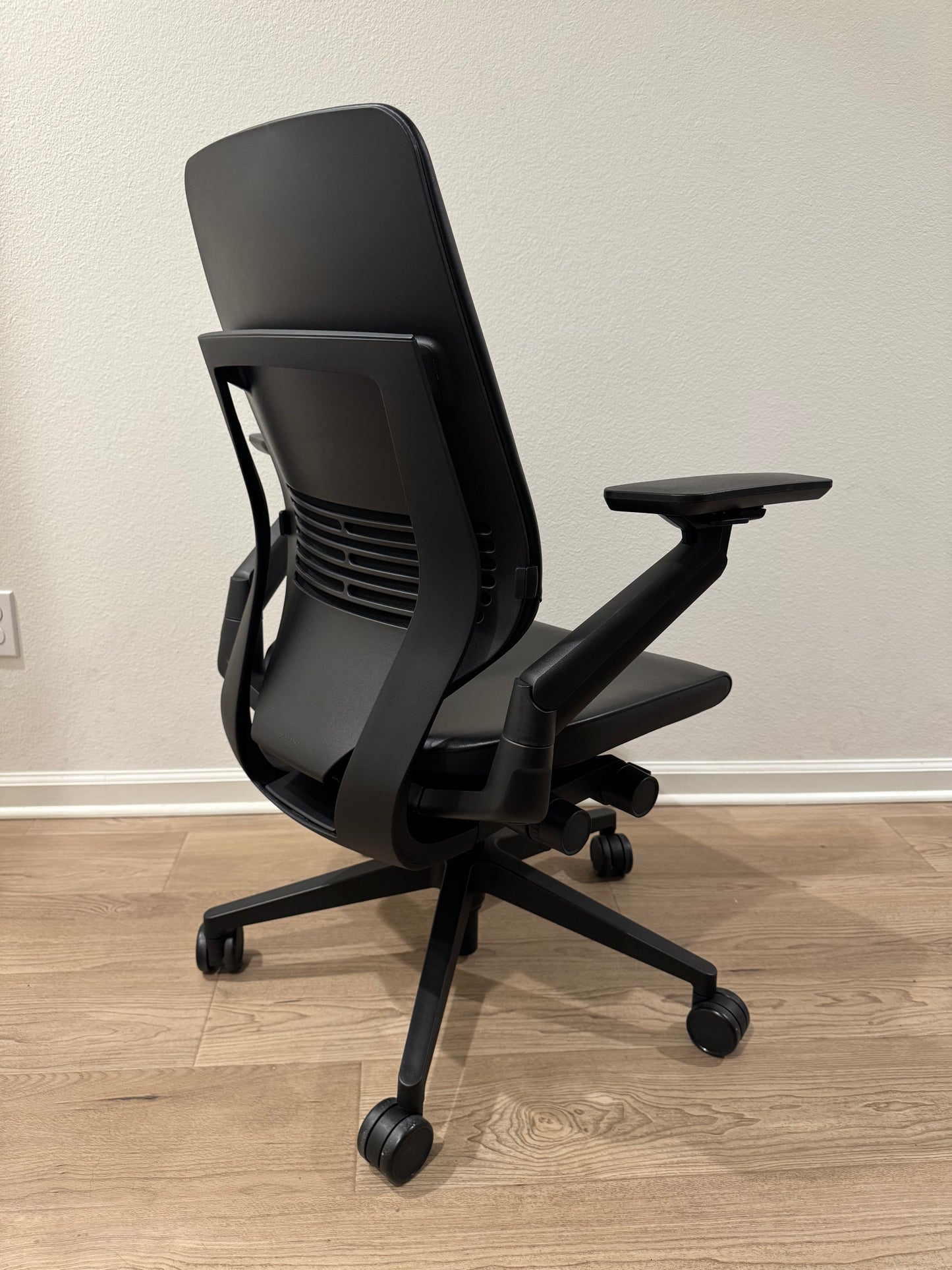 Steelcase Gesture fully loaded Ergonomic chair