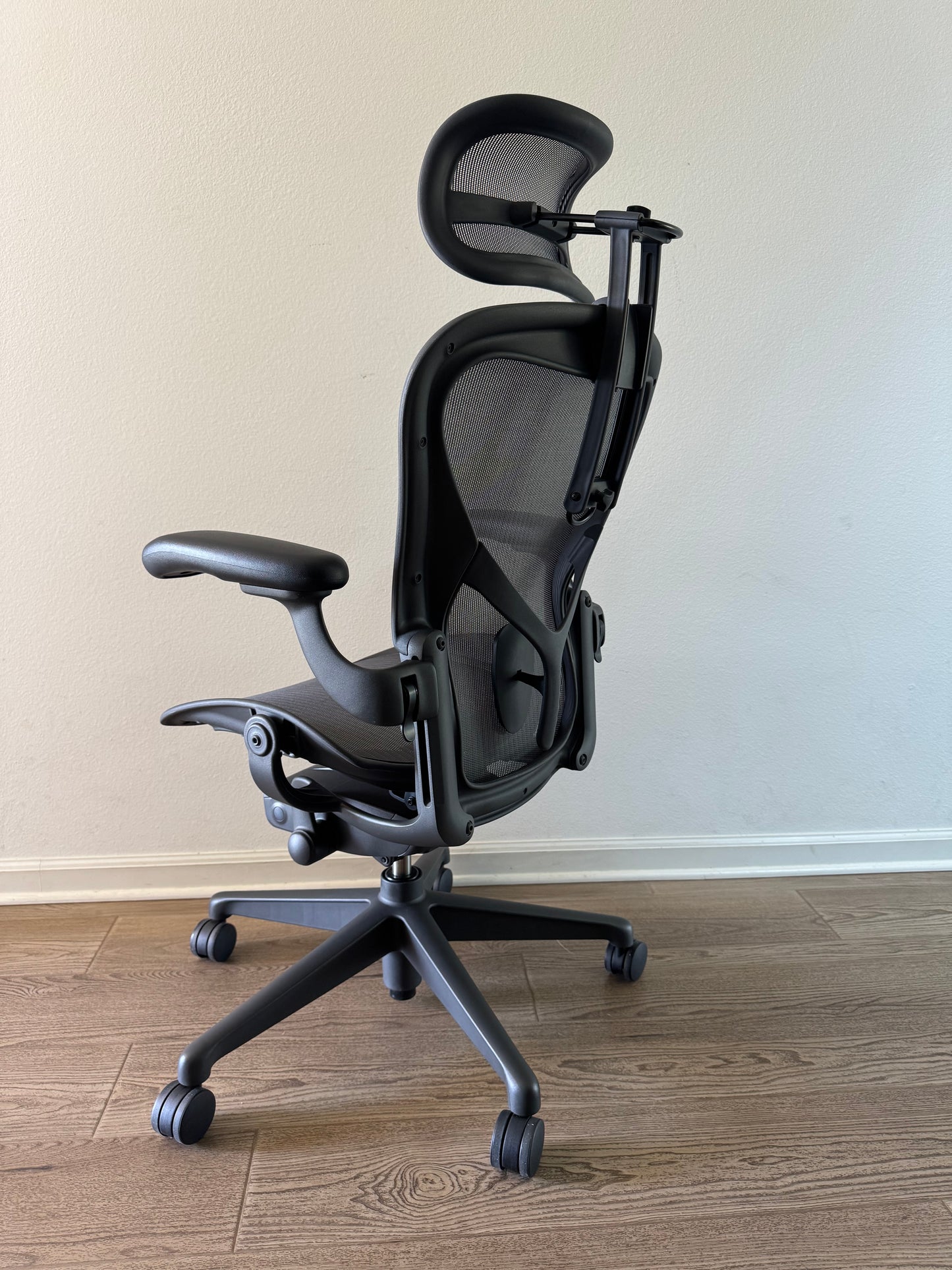Herman Miller Aeron Remastered B Office Chair