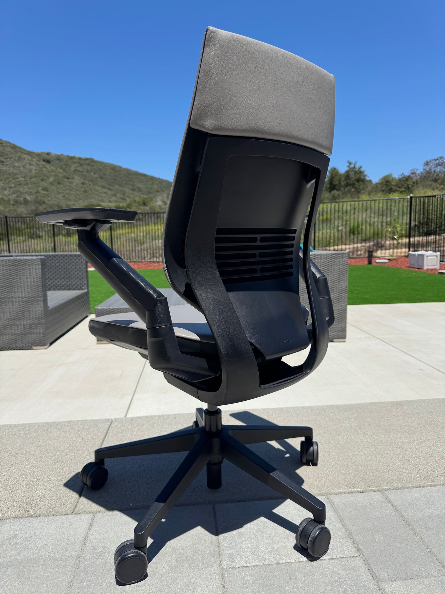 New Steelcase Gesture fully loaded Office chair
