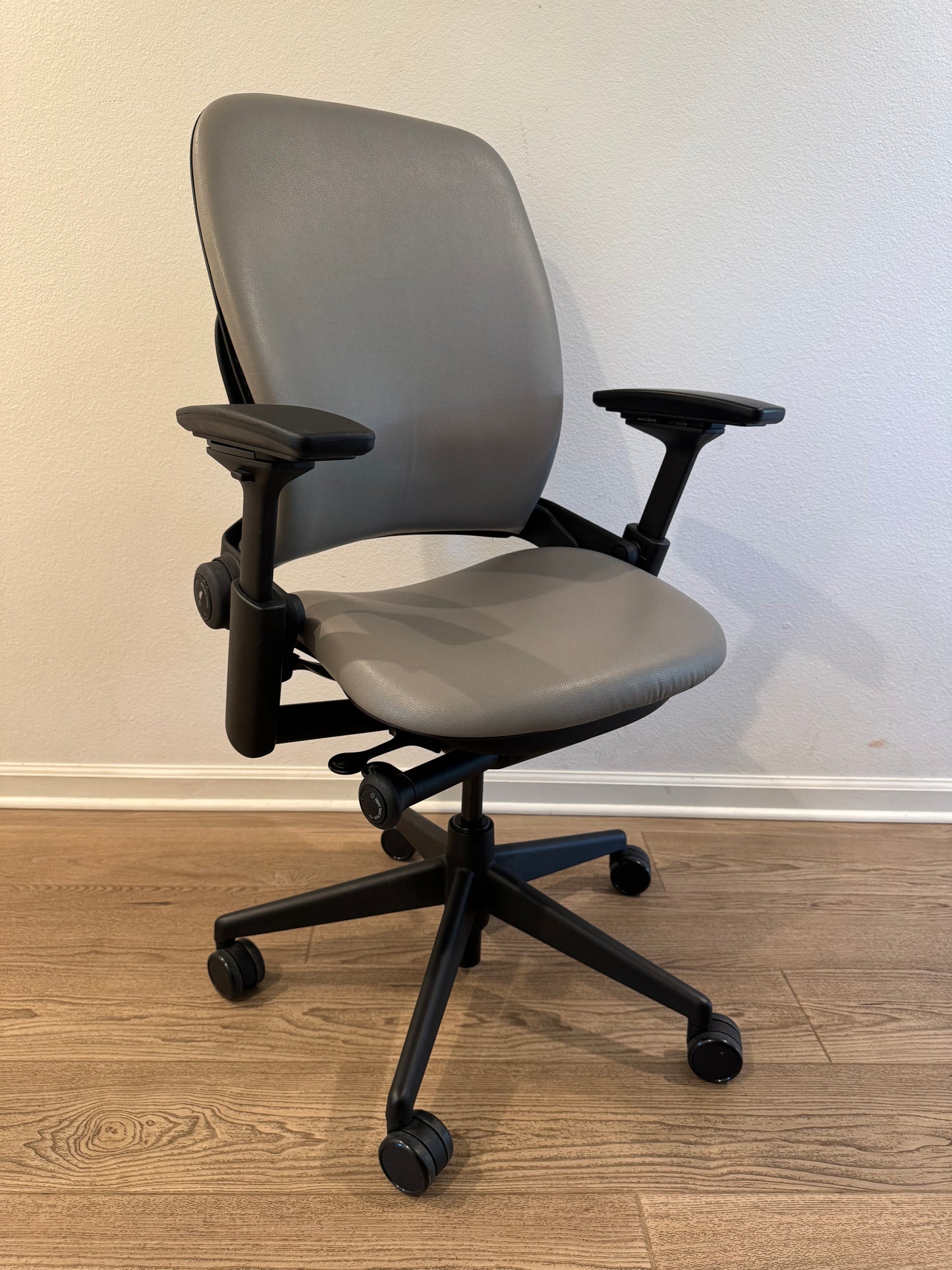 Steelcase Leap V2 Fully loaded Office Chair