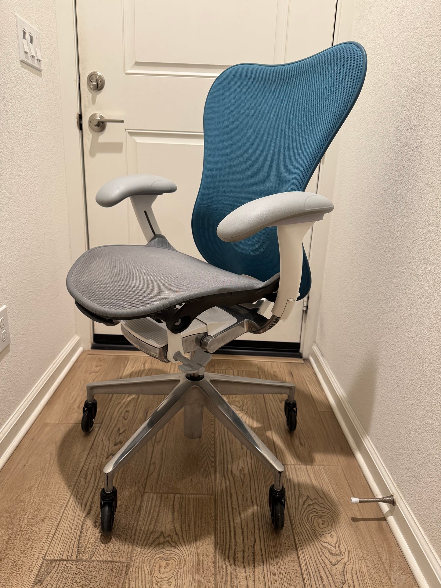 Herman Miller Mirra 2 Ergonomic office chair