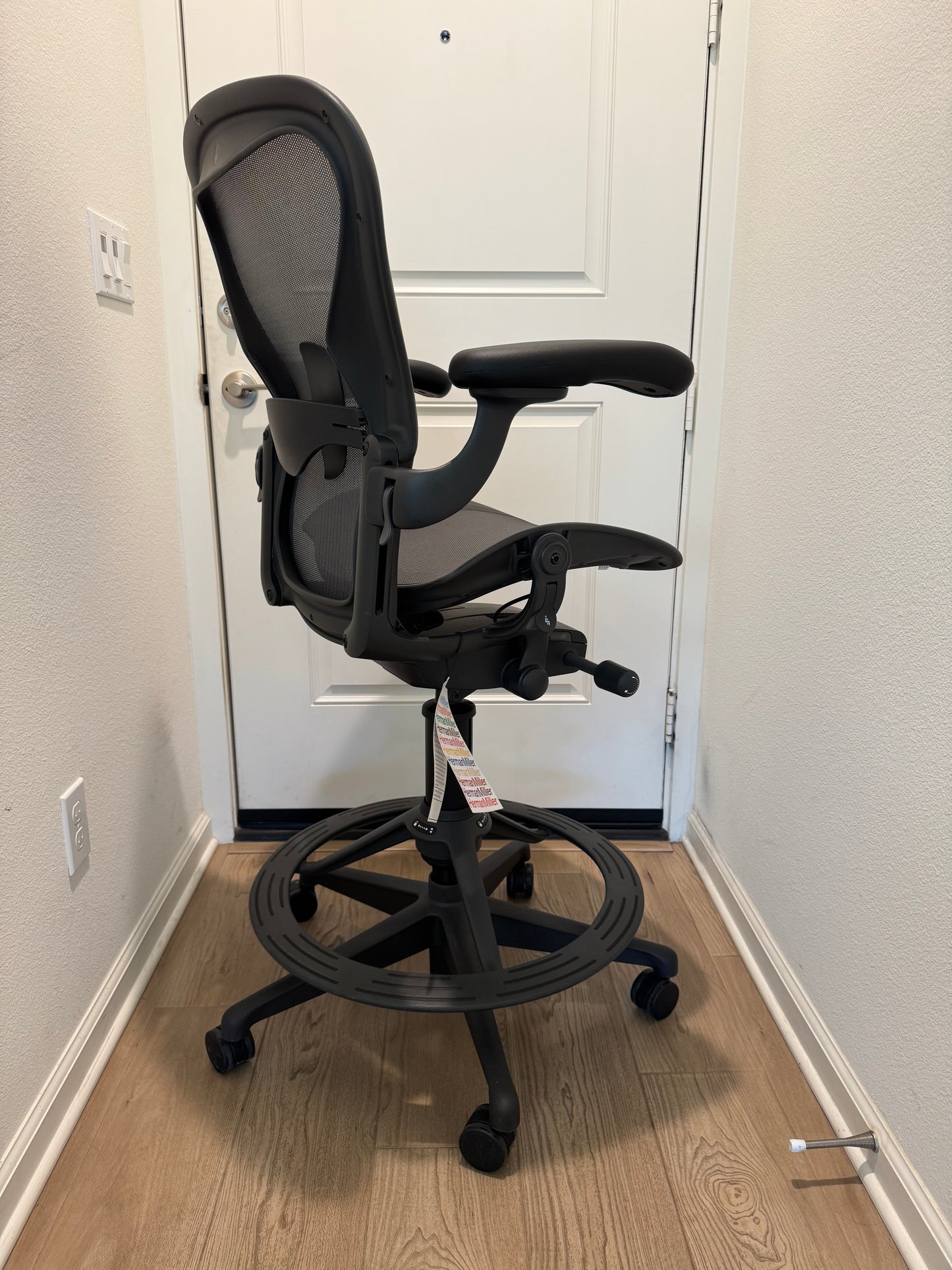 2025 brand new Herman Miller Aeron Remastered fully loaded drafting chair/ work stool
