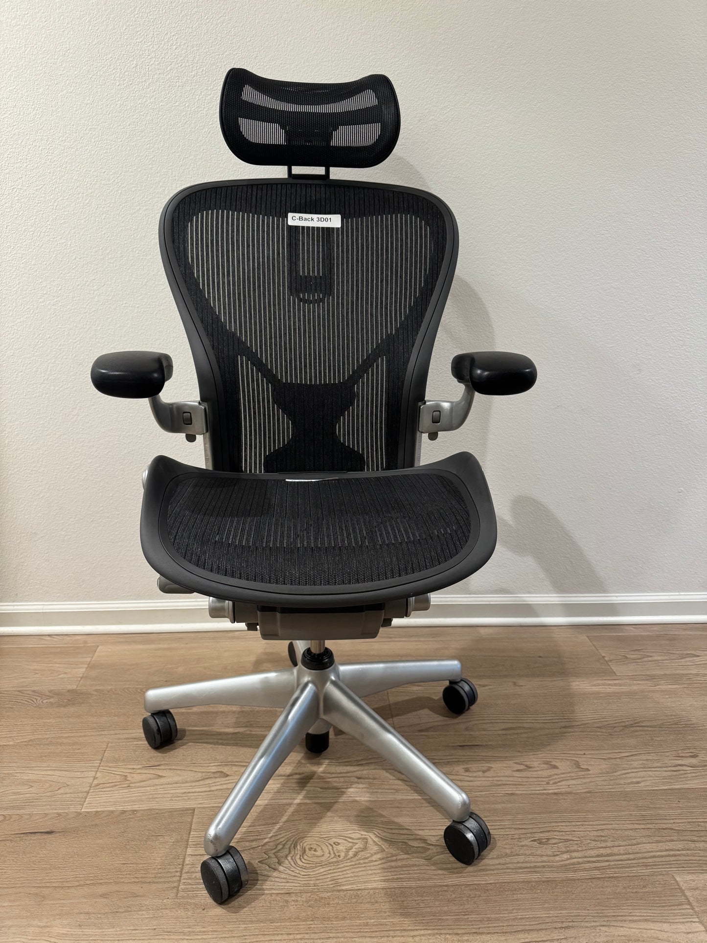 Herman Miller Classic Aeron fully loaded office chair( Refurbished)