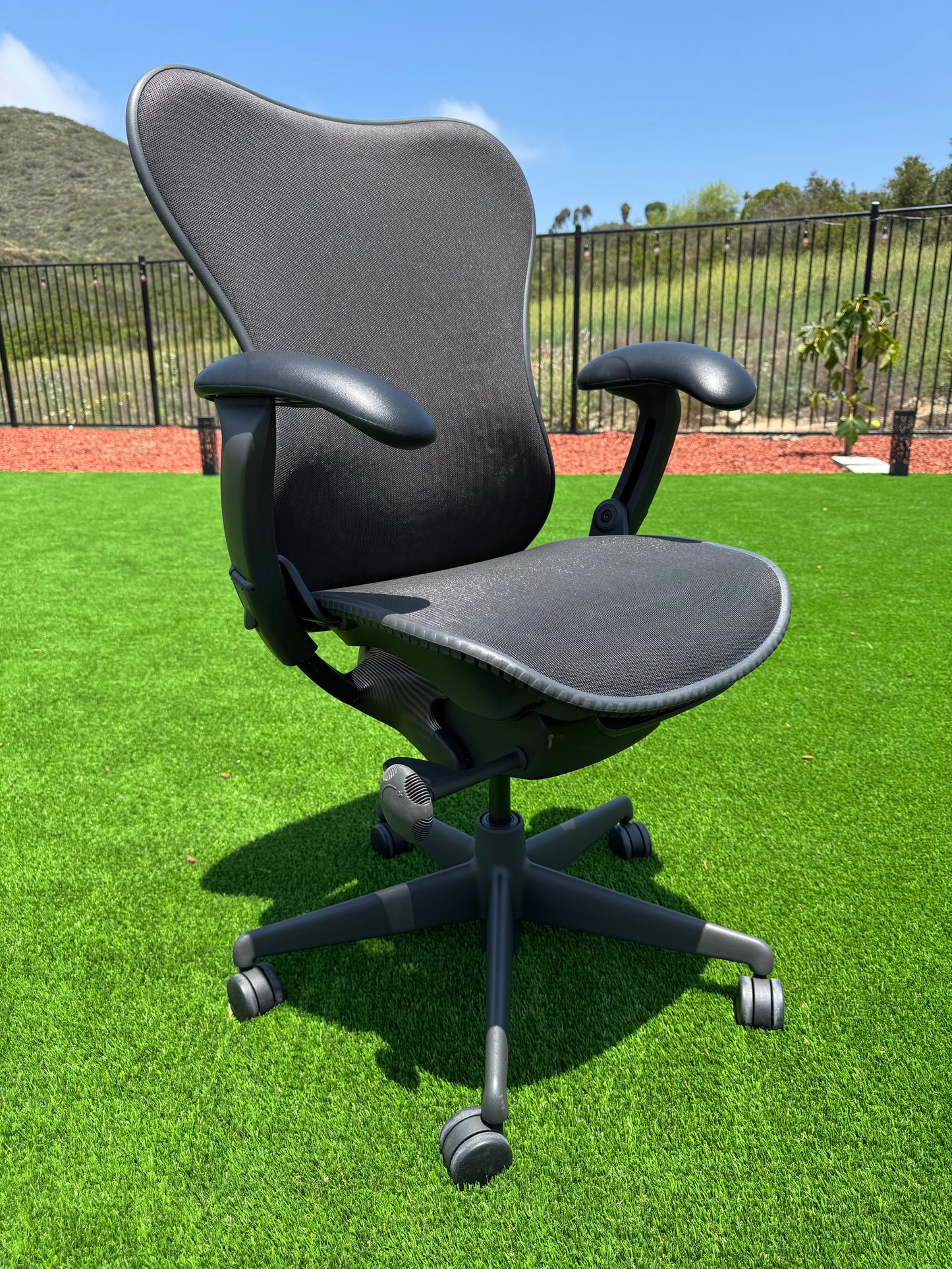 Pre owned Herman Miller Mirra fully loaded office chair