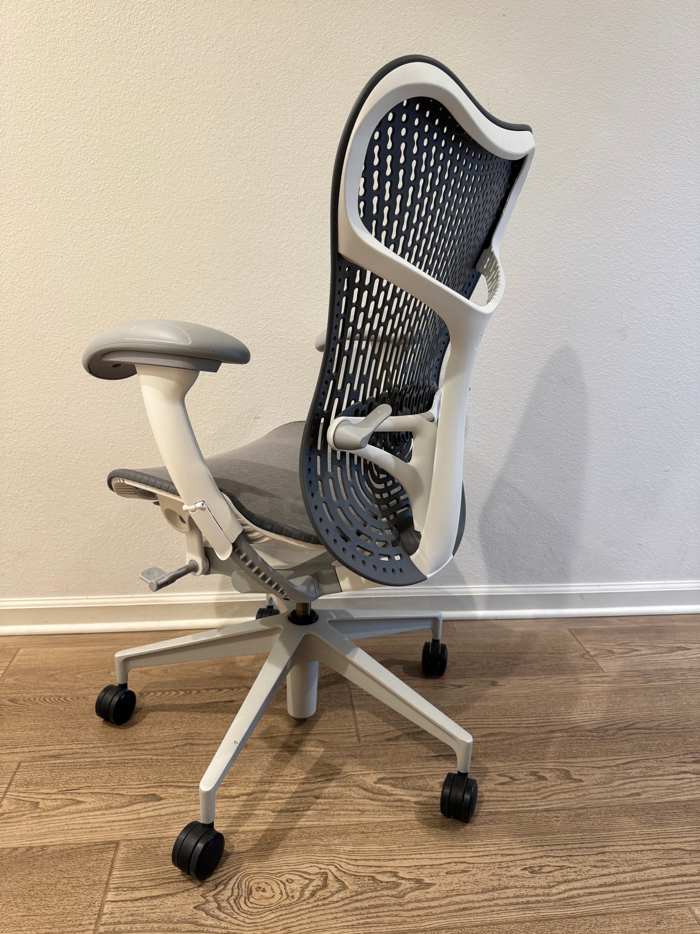 Herman Miller Mirra 2 Ergonomic office chair