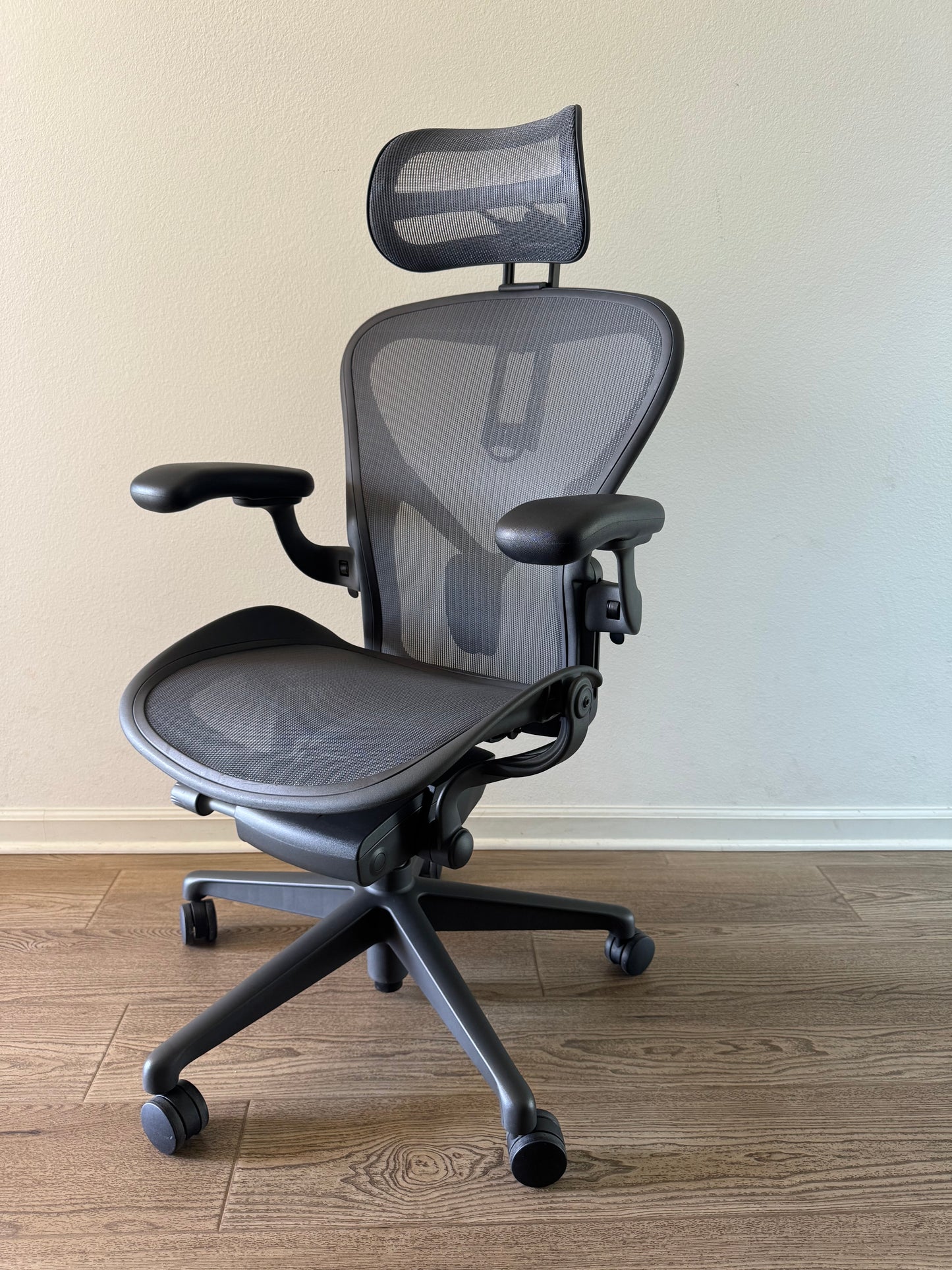 Herman Miller Aeron Remastered B Office Chair