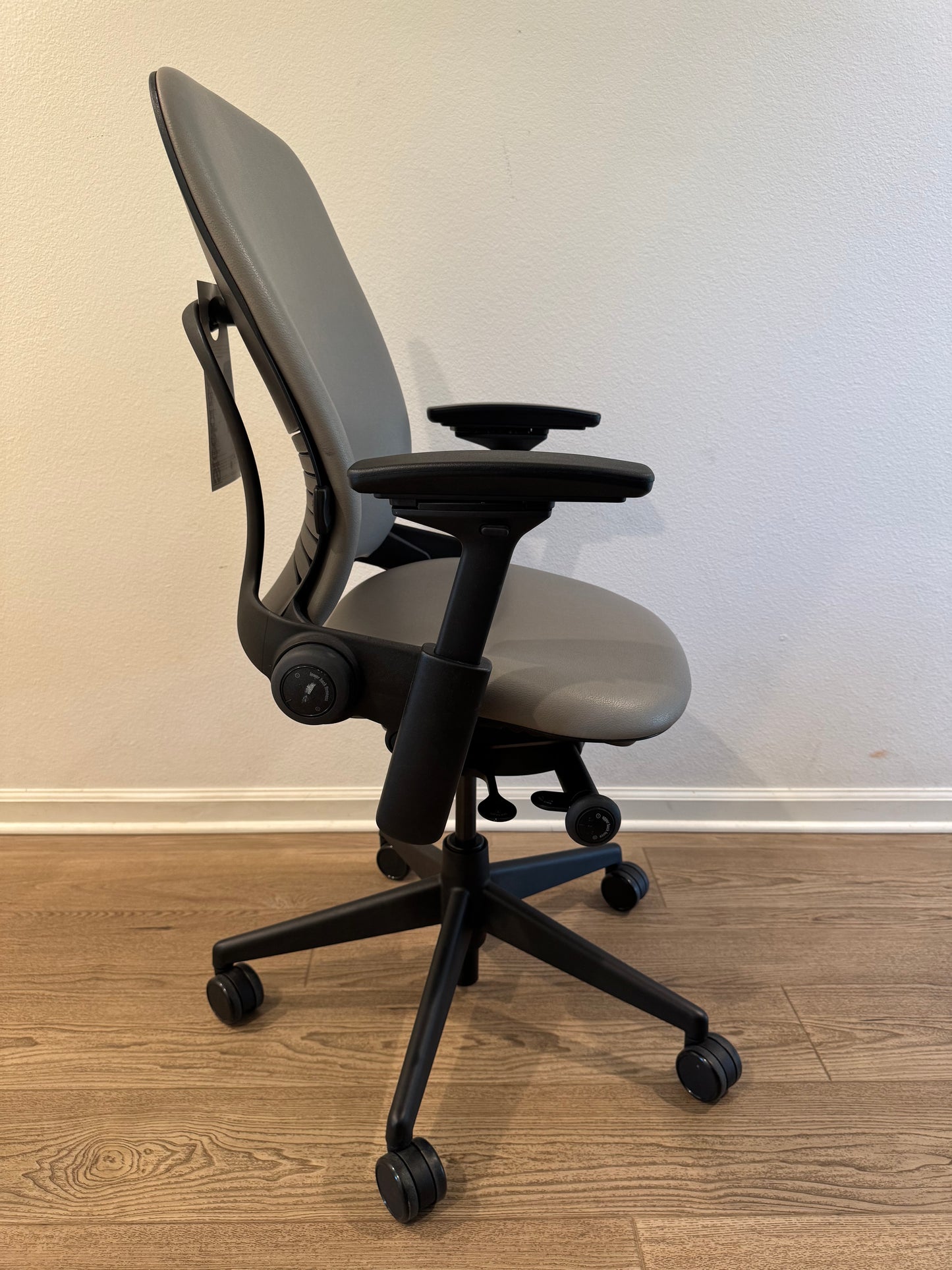 Steelcase Leap V2 Fully loaded Office Chair