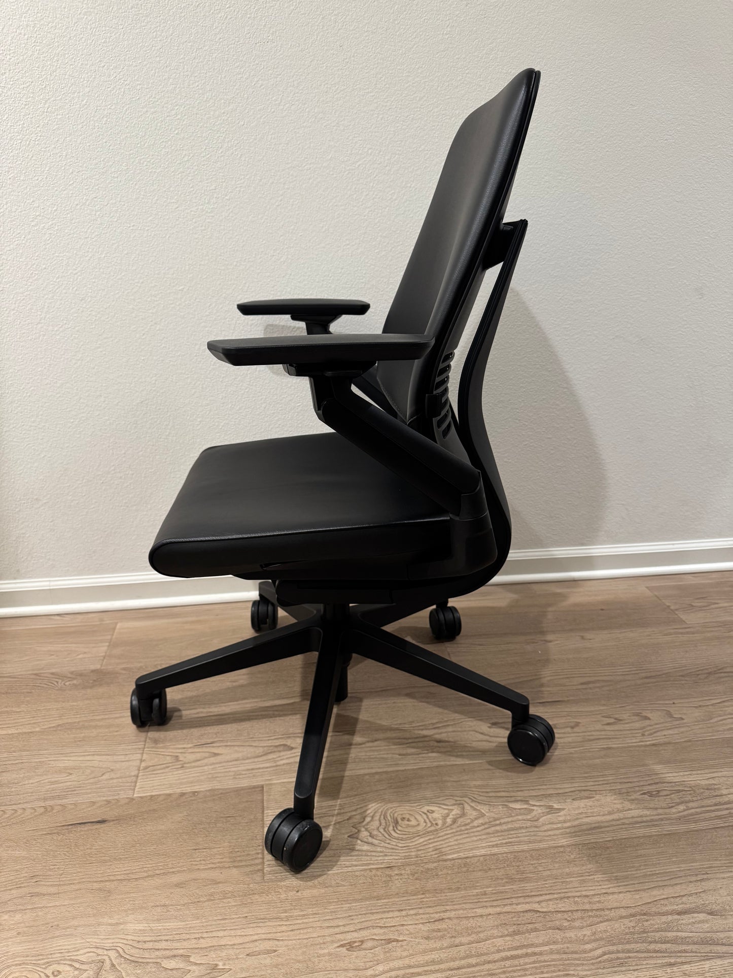 Steelcase Gesture fully loaded Ergonomic chair