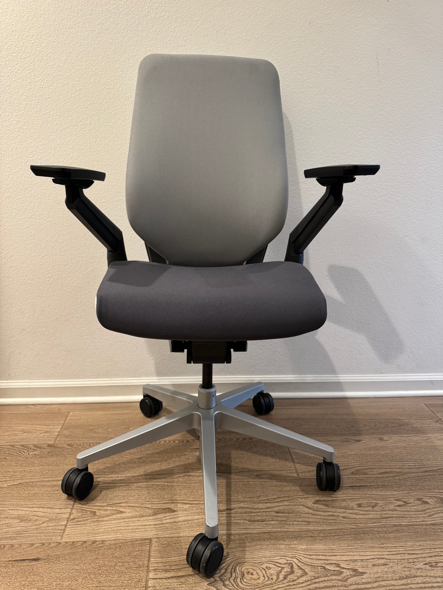 New Steelcase Gesture fully loaded Office chair