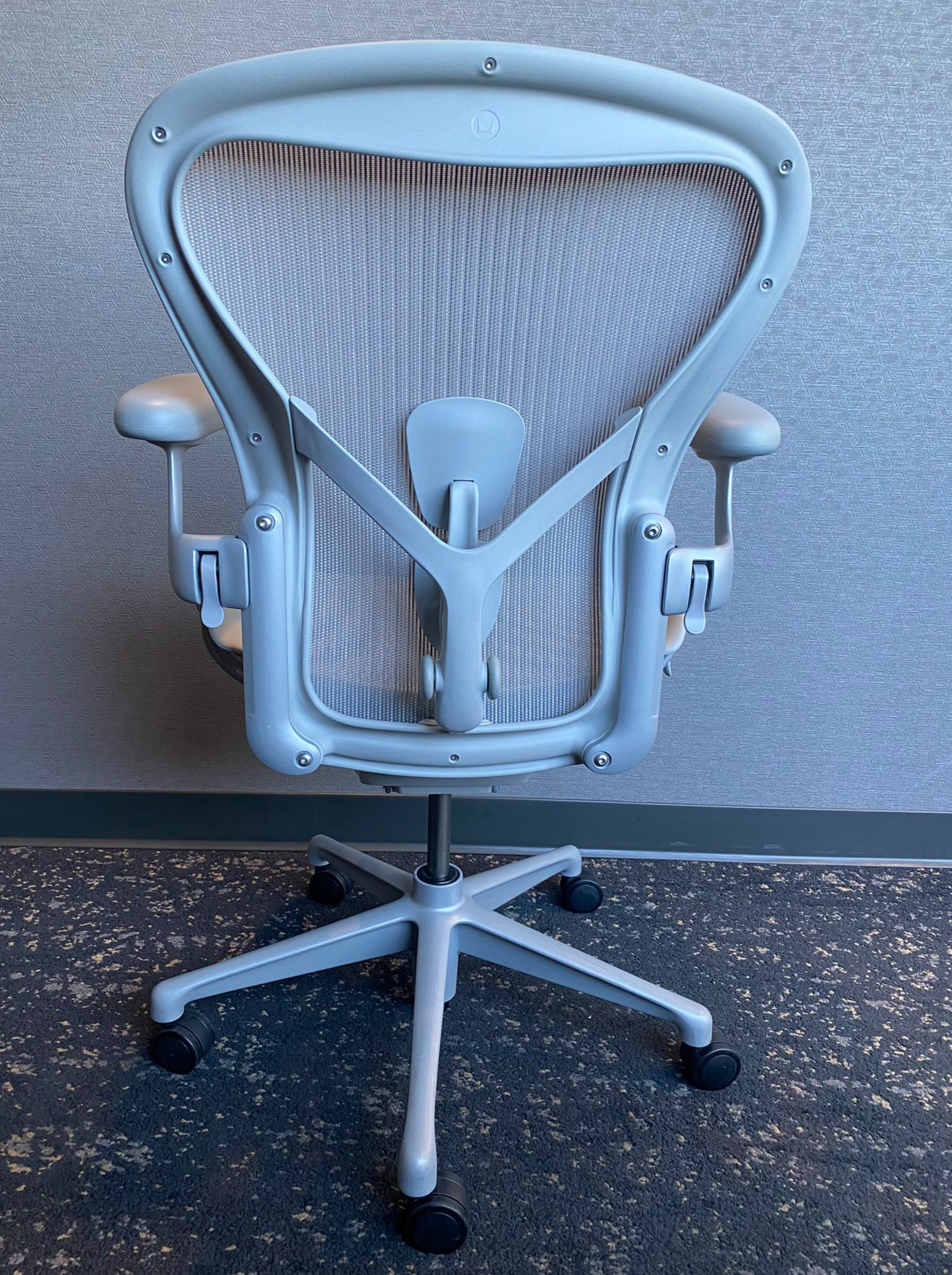 Aeron Herman Miller Office Chair Size B Fully with Posture Fit