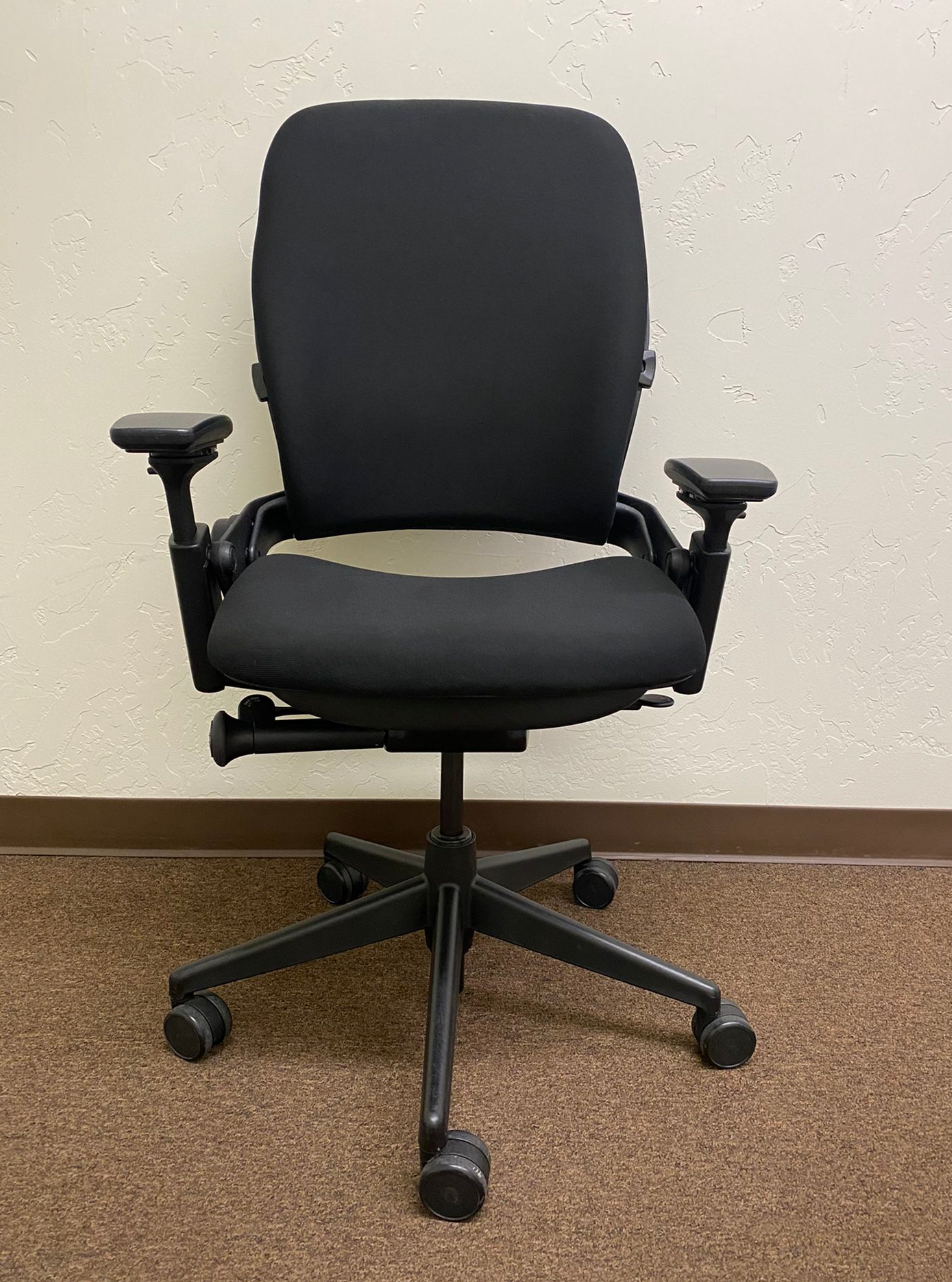 Steelcase Leap V2 Fully Adjustable Model Office Chair In Black